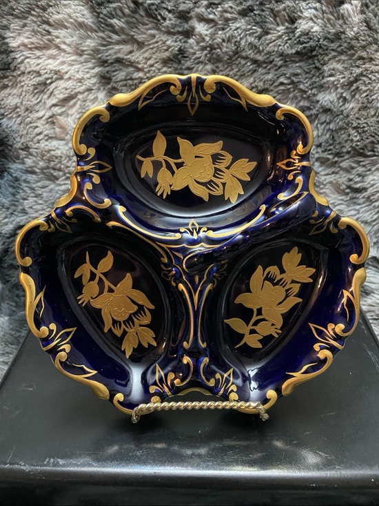 Ilmenau Graf Von Henneberg Other - JImenau Graf Von Henneberg
Porzellan Germany Relish Dish